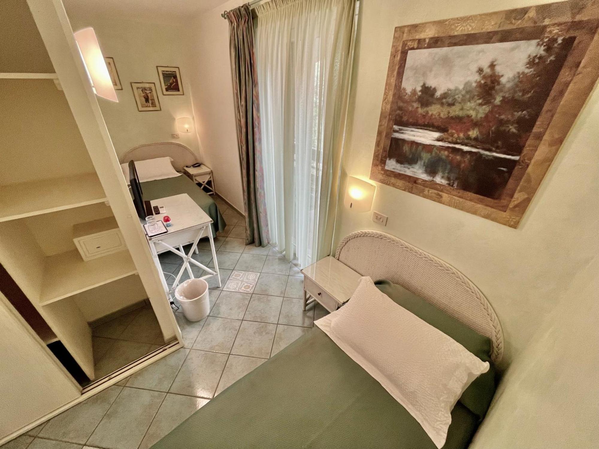 Hotel Meridiana มารินา ดิ กัมโป ห้อง รูปภาพ